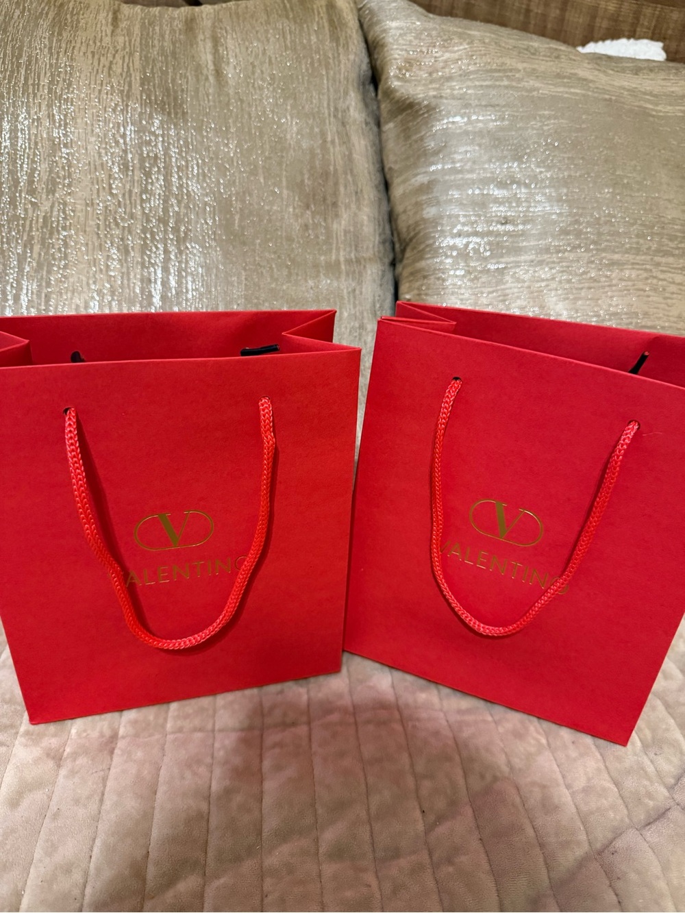Valentino Red shopping bags x 2 sets size 8x7